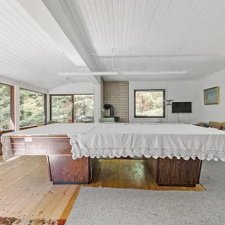 3 Bedroom Lovely In Σπίτι διακοπών *