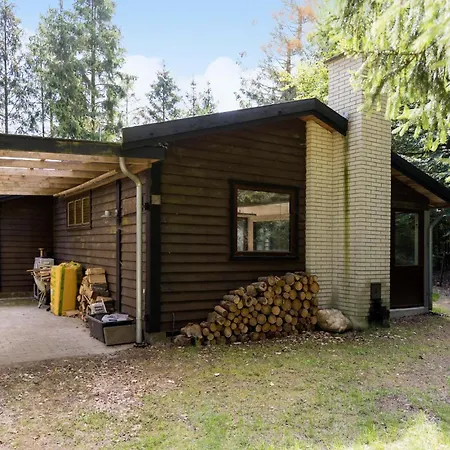3 Bedroom Lovely In * Munke Bjergby